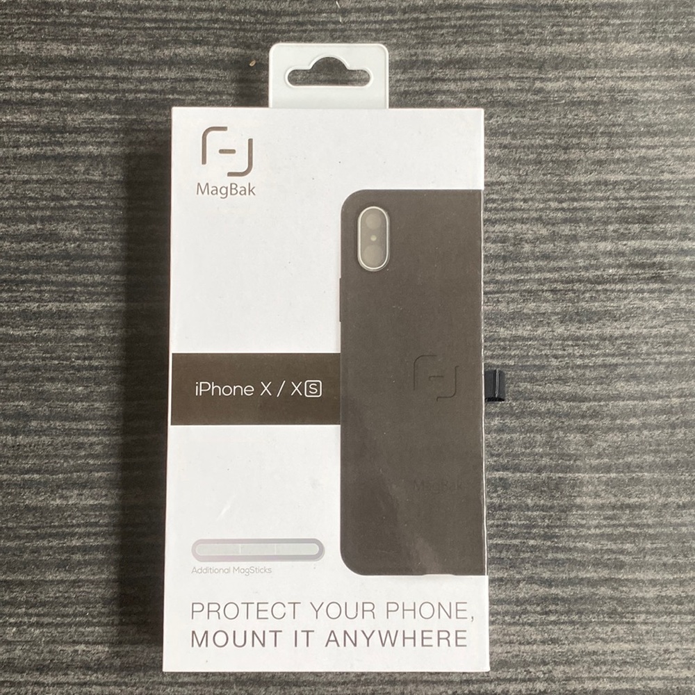 IPhone X/XS Magnet phone case